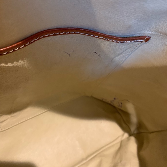 Dooney & Bourke - Picture 5 of 6